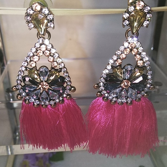 Statement 💗 Pink 💟Tassle Earrings ♥️ - Picture 2 of 8